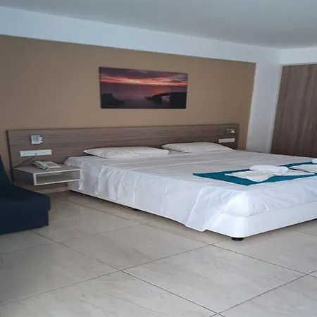 Sunny Blue 3* Ayia Napa