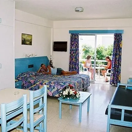 Sunny Blue Hotel Ayia Napa
